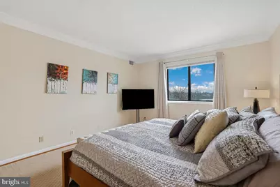 5904 Mount Eagle Drive #516, Alexandria, VA 22303 - Photo 19