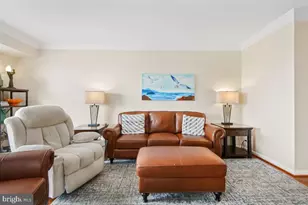 5904 Mt Eagle Dr, Alexandria, VA 22303 - Photo 7