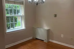 3330 Spring Ln, Falls Church, VA 22041 - Photo 9