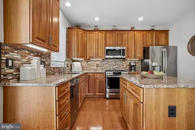 5989 Grand Pavilion Way, Alexandria, VA 22303 - Photo 7
