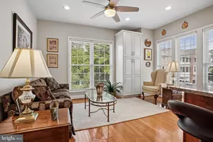 5989 Grand Pavilion Way, Alexandria, VA 22303 - Photo 9