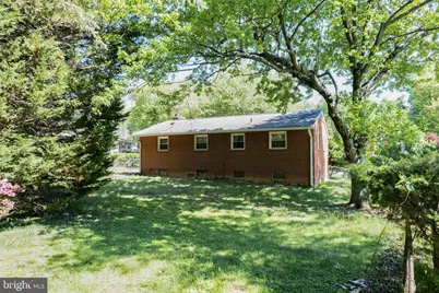 503 Gibson Drive SW, Vienna, VA 22180 - Photo 5