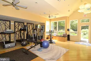 10248 Appalachian Cir, Oakton, VA 22124 - Photo 37