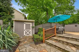 8311 Timber Brook Ln, Springfield, VA 22153 - Photo 11