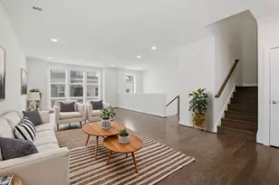 13367 Launders St, Herndon, VA 20171 - Photo 3