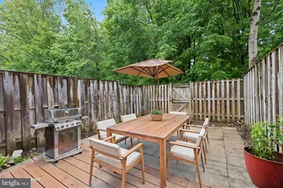 8317 Brookvale Court, Springfield, VA 22153 - Photo 9