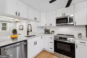 8317 Brookvale Ct, Springfield, VA 22153 - Photo 5
