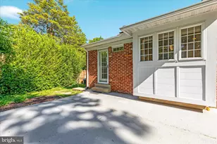2406 Claremont Dr, Falls Church, VA 22043 - Photo 3