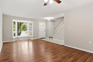 14219 Heritage Crossing Ln, Centreville, VA 20120 - Photo 7