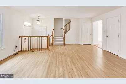 14738 Grobie Pond Lane, Centreville, VA 20120 - Photo 5