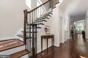 3878 Billberry Dr, Fairfax, VA 22033 - Photo 5