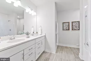 2320 Field Point Rd, Herndon, VA 20171 - Photo 15