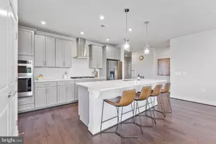 2320 Field Point Rd, Herndon, VA 20171 - Photo 9