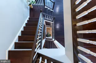 12957 Wood Cres Cir, Herndon, VA 20171 - Photo 19