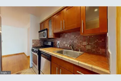 11208 Chestnut Grove Square #210, Reston, VA 20190 - Photo 15