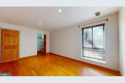 11208 Chestnut Grove Square #210, Reston, VA 20190 - Photo 5