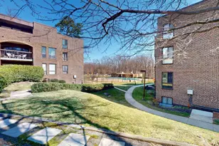 11208 Chestnut Grove Square, Reston, VA 20190 - Photo 21