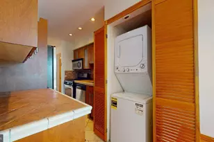 11208 Chestnut Grove Square, Reston, VA 20190 - Photo 11