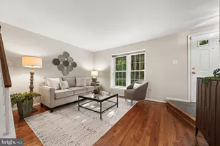 7449 Hatherleigh Ct, Alexandria, VA 22315 - Photo 3