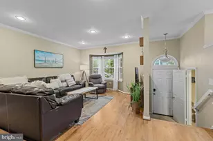 12346 Field Lark Ct, Fairfax, VA 22033 - Photo 11