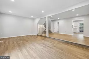 7937 Bethelen Woods Ln, Springfield, VA 22153 - Photo 21