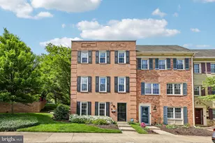 7438 Hallcrest Dr, McLean, VA 22102 - Photo 1