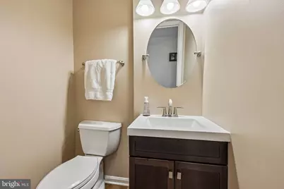 7438 Hallcrest Drive, McLean, VA 22102 - Photo 35