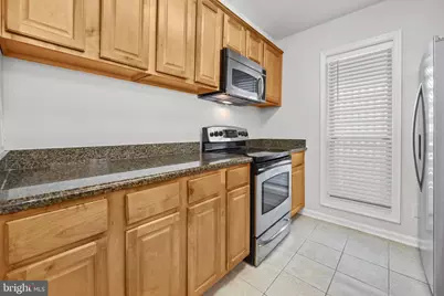 3175 Summit Square Drive #5-E12, Oakton, VA 22124 - Photo 9