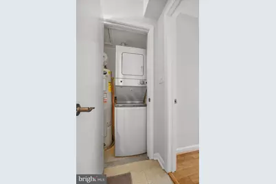 3175 Summit Square Drive #5-E12, Oakton, VA 22124 - Photo 21