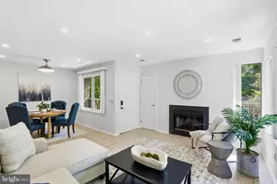 11737 Summerchase Cir, Reston, VA 20194 - Photo 3