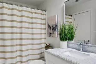 11737 Summerchase Cir, Reston, VA 20194 - Photo 17