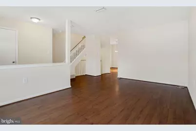5686 Chapel Run Court, Centreville, VA 20120 - Photo 3
