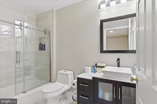11514 Seneca Woods Ct, Great Falls, VA 22066 - Photo 55