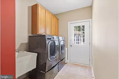 11514 Seneca Woods Court, Great Falls, VA 22066 - Photo 39