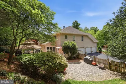 11514 Seneca Woods Court, Great Falls, VA 22066 - Photo 13