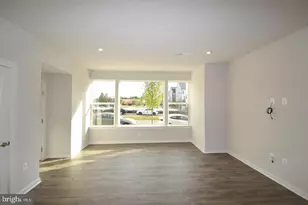13518 Sayward Blvd, Herndon, VA 20171 - Photo 3
