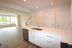 13518 Sayward Blvd, Herndon, VA 20171 - Photo 13