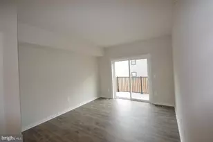 13518 Sayward Blvd, Herndon, VA 20171 - Photo 29