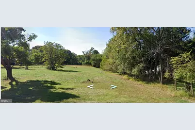 900 Seneca Road, Great Falls, VA 22066 - Photo 3
