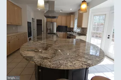 6422 Lake Meadow Drive, Burke, VA 22015 - Photo 5
