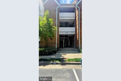 6834 Brindle Heath Way #234, Alexandria, VA 22315 - Photo 3