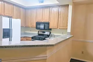 6834 Brindle Heath Way, Alexandria, VA 22315 - Photo 9