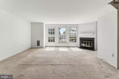 7403 Houndsbury Court, Alexandria, VA 22315 - Photo 5