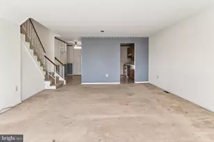 7403 Houndsbury Ct, Alexandria, VA 22315 - Photo 7