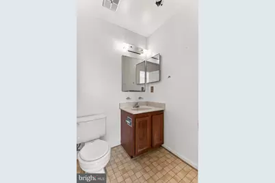 7403 Houndsbury Court, Alexandria, VA 22315 - Photo 17