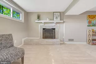 8909 Victoria Rd, Springfield, VA 22151 - Photo 29