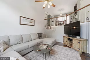 6565 Palisades Dr, Centreville, VA 20121 - Photo 5