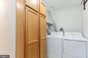 2442 Southgate Square, Reston, VA 20191 - Photo 17