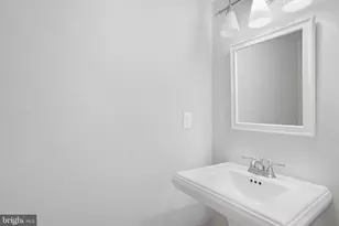 5693 Summer Oak Way, Burke, VA 22015 - Photo 17