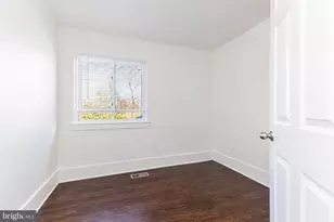 1024 Queens Ct, Herndon, VA 20170 - Photo 13